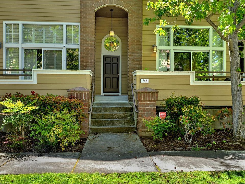 1st image of 547 Mill River Ln