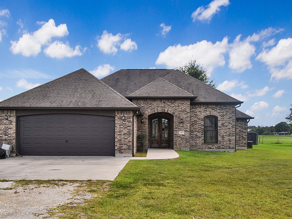 1st image of 120 Gist Rd