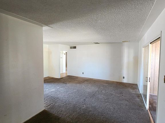 5th image of 2032 W STATE Avenue