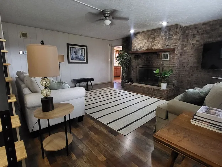 1444 Ben T Johns Rd — Photo 10