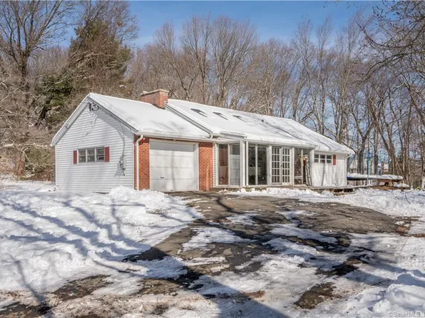 26 Champion Hill Road, East Hampton, CT 06424