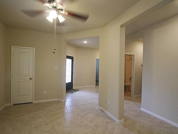 5th image of 722 Mill Spring Ct