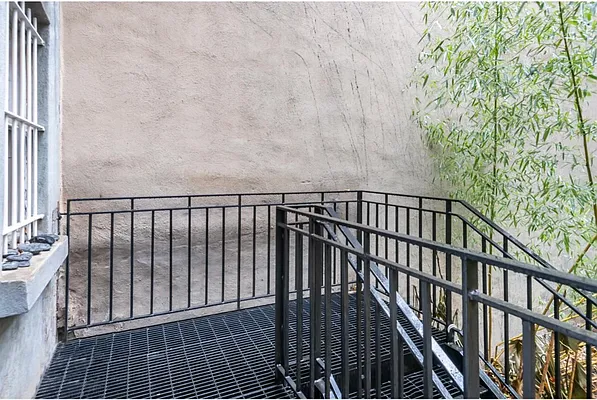 Rented by SERHANT. | media 24