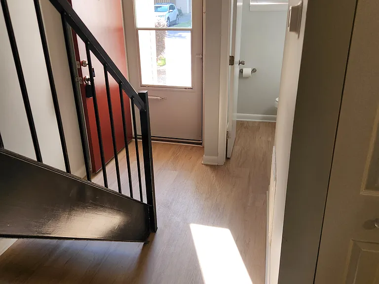 220 Elizabeth St #A21 — Photo 5