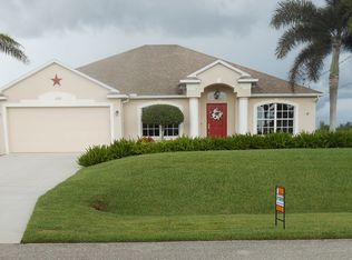 1029 NW 33rd Pl, Cape Coral, FL 33993