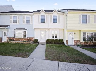 120 Joan Ct, Jackson, NJ 08527