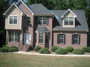 210 Woodcliff Ct, Fairburn, GA 30213