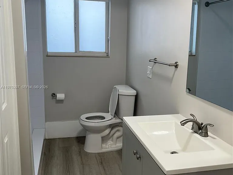 1901 Johnson St #2 — Photo 5