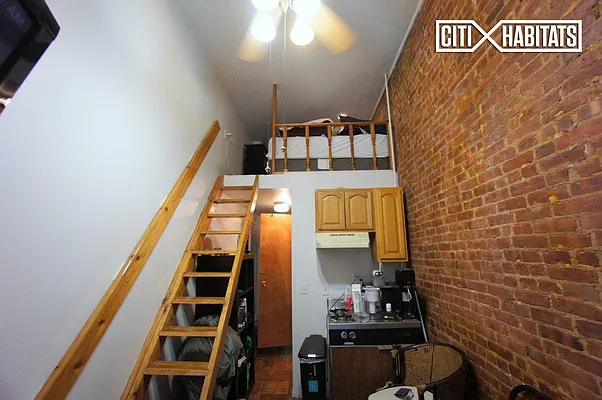 Rented by Citi Habitats | media 26