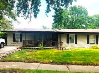 22101 Luella Ct, Sauk Village, IL