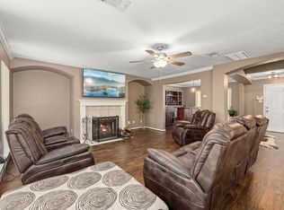 16818 Basewood Ct, Sugar Land, TX 77498