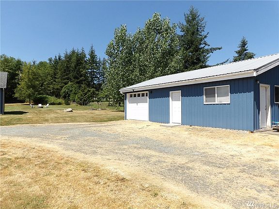 4th image of 8042 Avery Ln