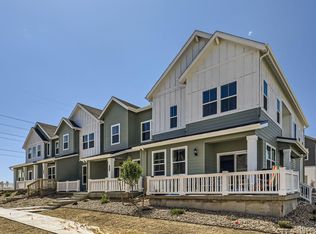 2006 S Haleyville Way, Aurora, CO 80018