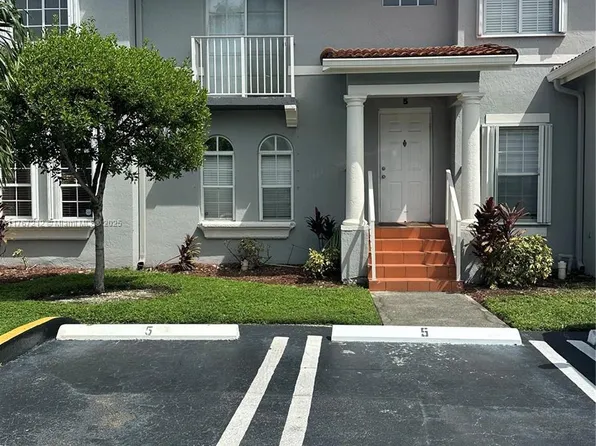 5240 NW 109th Ave APT 5, Miami, FL 33178