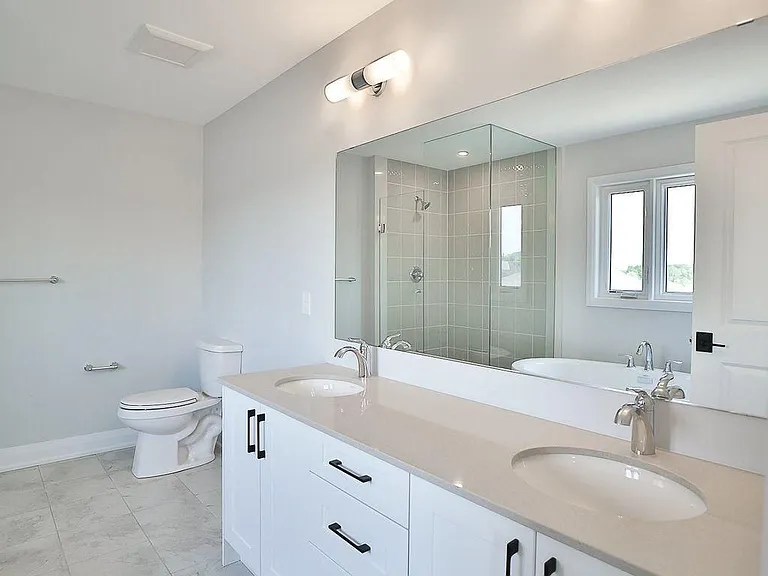 14 Periwinkle Rd E — Photo 21