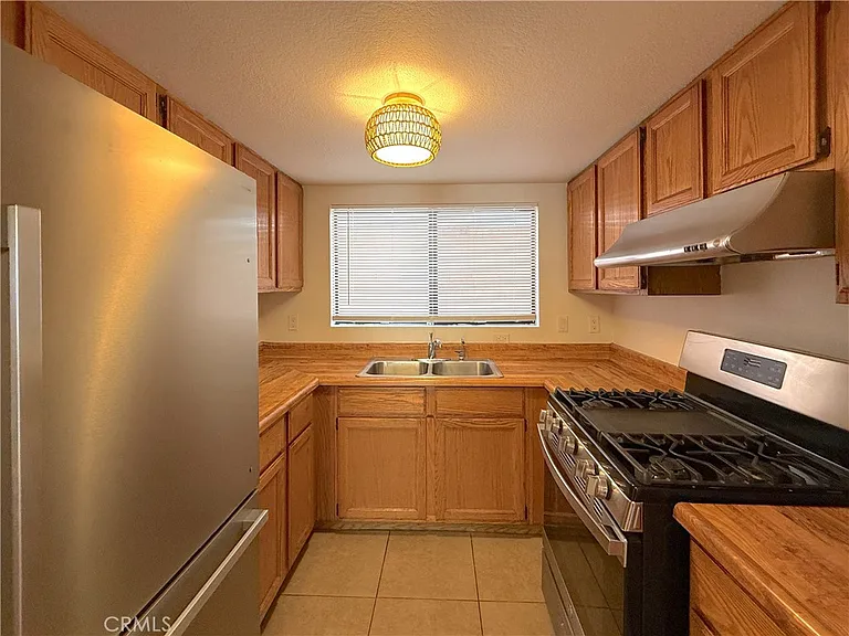 2438 Andreo Ave #B — Photo 16