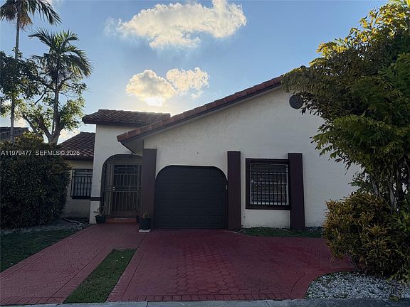 2nd image of 1090 NW 128th Ct