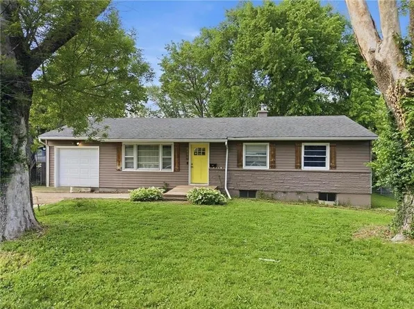 8850 E 53rd Ter, Raytown, MO 64133