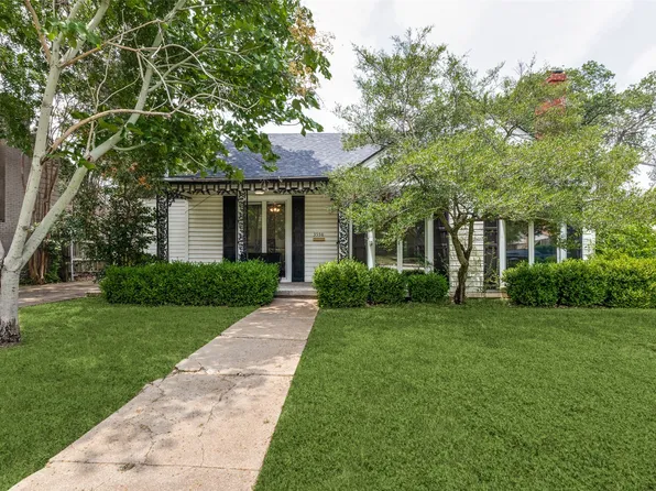 3558 Stadium Dr, Fort Worth, TX 76109