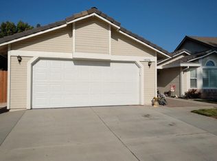 1620 Michelle Way, Escalon, CA