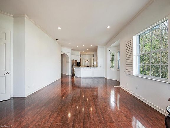 5th image of 831 Sailaway LN #201