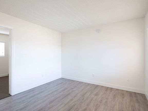 5th image of 608-638 E 24th St #608-15