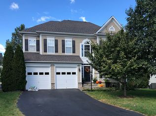 42866 Oak Post Ct, Ashburn, VA 20148