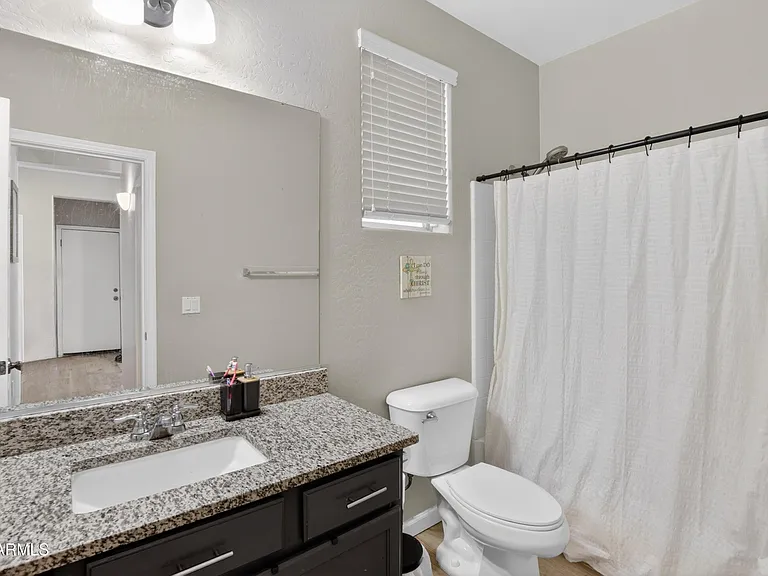 734 W Desert Seasons Dr — Photo 37