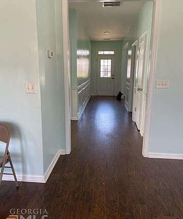 3rd image of 10 Brisbane Ct