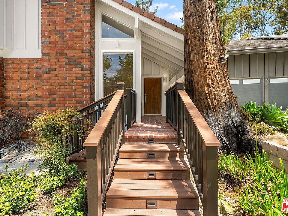 1st image of 10311 Clusterberry Ct