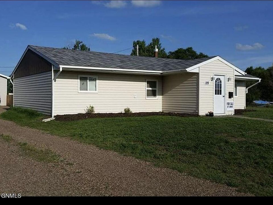 229 Chestnut St, Plentywood, MT 59254 MLS 4010524 Zillow