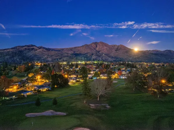 7211 Oakmont Drive, Santa Rosa, CA 95409