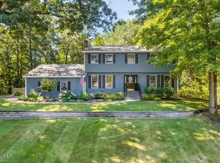 6 Maple Ct, Gansevoort, NY 12831