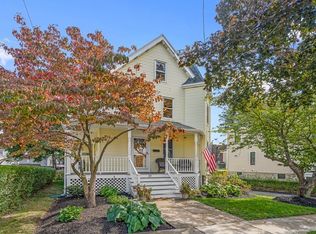 19 Whittier St, Melrose, MA 02176