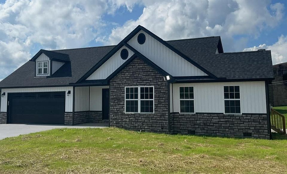 1st image of 16 Queens Dr