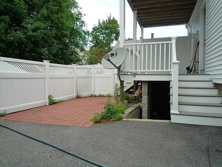 34 Oxford Ave #34 — Photo 14