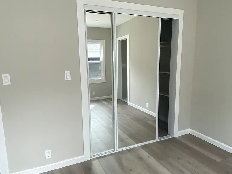 7835 McConnell Ave — Photo 8