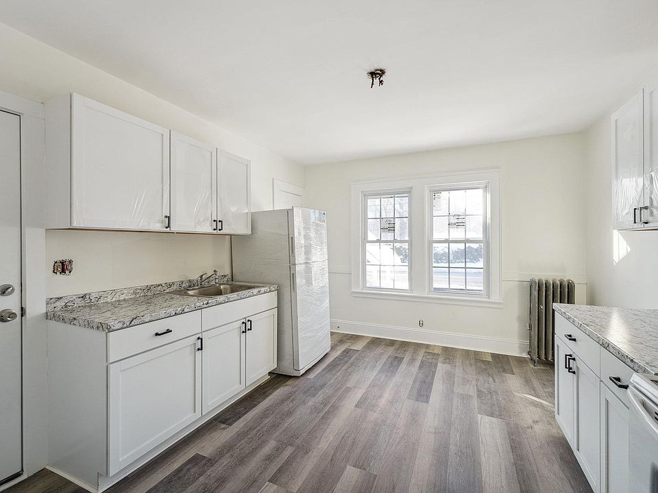 217219 Frederick St Bristol CT Zillow