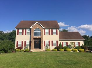 9 Maria Dr, New Egypt, NJ 08533