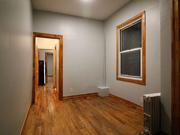 4th image of 208 Himrod St APT 1RR