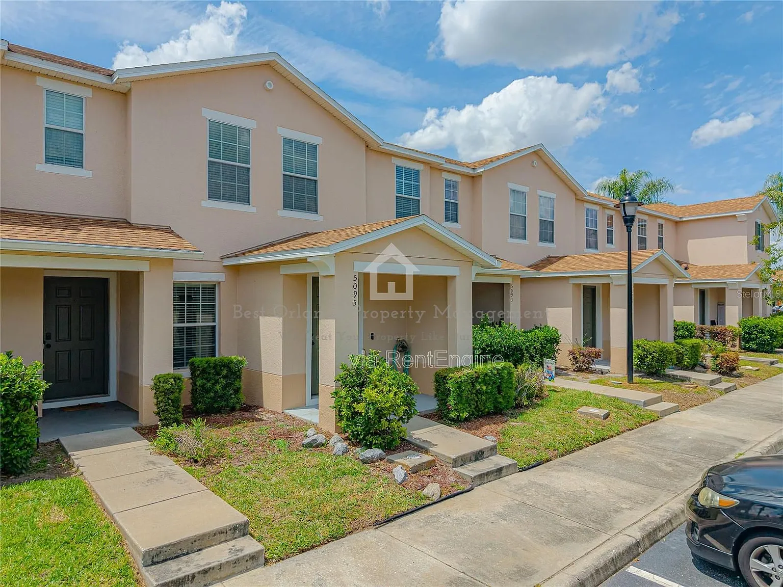 2 bed, 3.0 bath, 1304 sqft, $2,325 — Photo 2