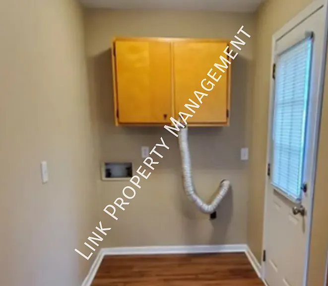 4911 B Marilyn Ln — Photo 12