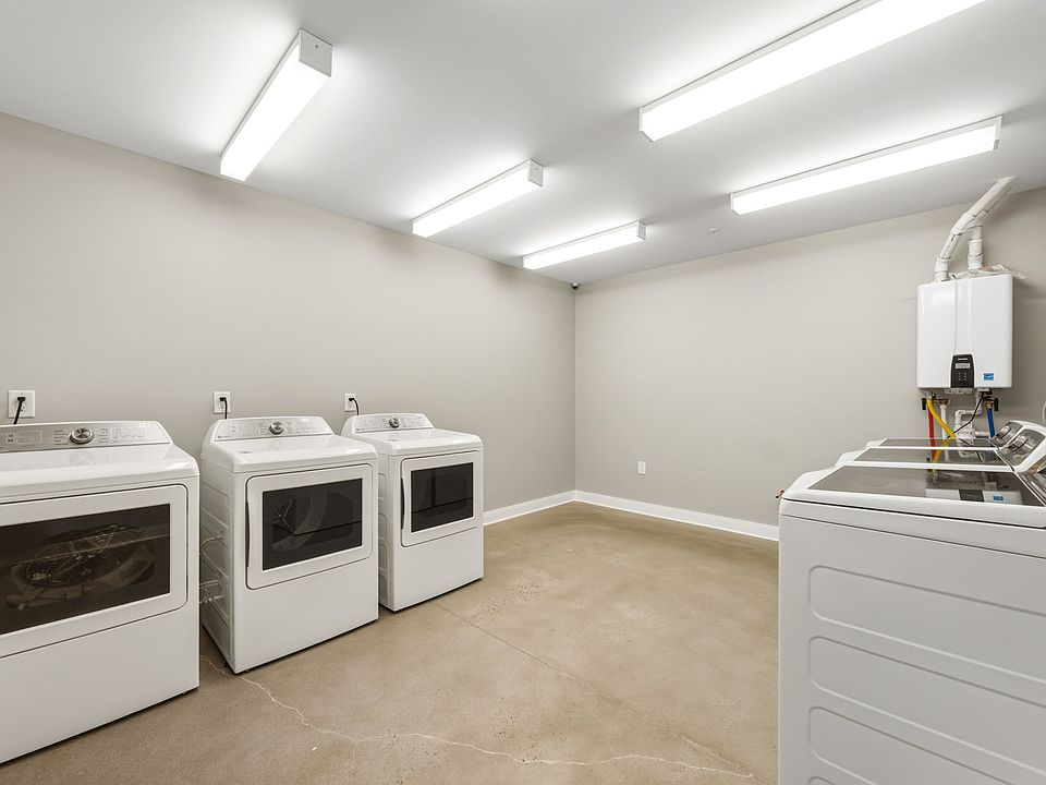 1st image of 558 Communipaw Ave #0c6d09770