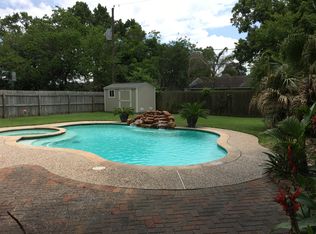 10338 Lafferty Oaks St, Houston, TX 77013