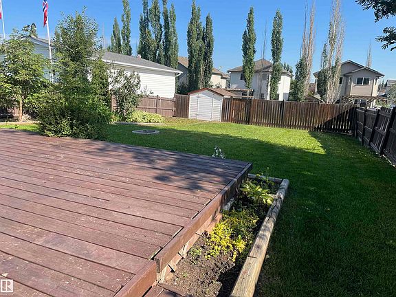 5th image of 174 Greenwood Dr