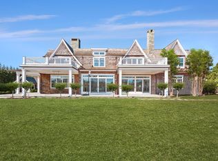 11 Farrell Ct, Water Mill, NY 11976