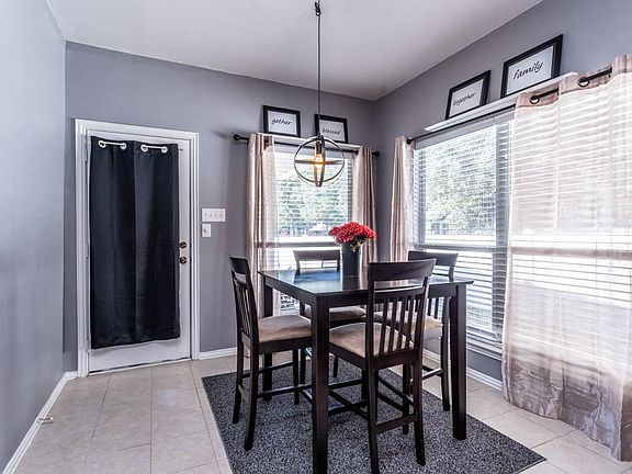 5th image of 9804 Walnut Hill Dr