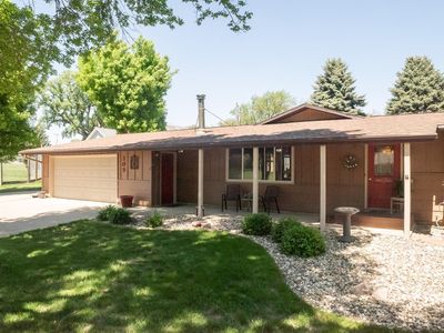 309 1st St, Hull, IA, 51239