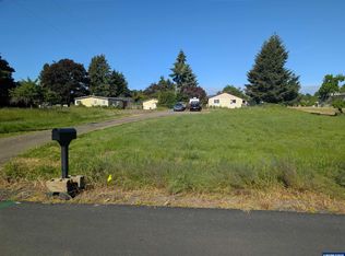 415 SE Hawthorne Ave, Dallas, OR 97338