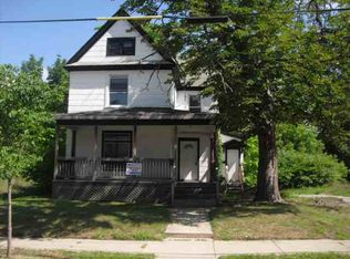 63 Mathews St, Pontiac, MI 48342